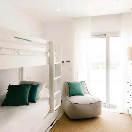 Spacious In With Private Pool Javea